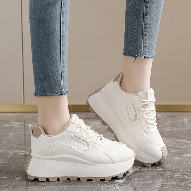 Damen Sportliche Plateau Sneakers mit modischem Design und rutschfester Sohle EB