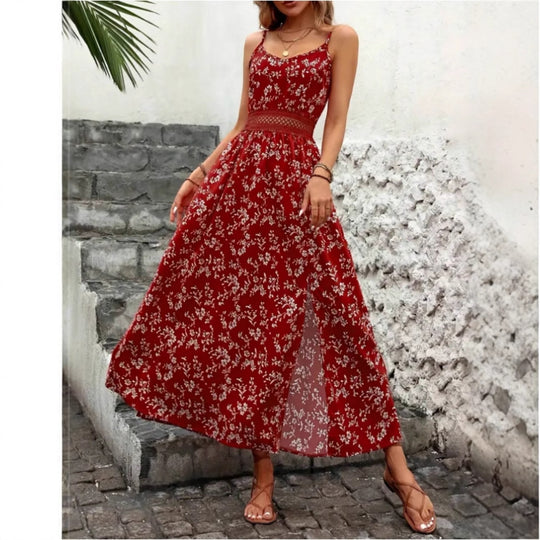 Damen Sommermaxikleid mit floralem Design und raffiniertem Schlitz EB