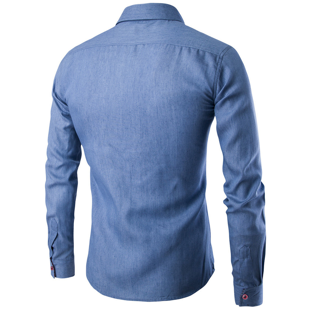 Herren Denim Langarmhemd mit kontrastierenden Knöpfen und Brusttasche EB