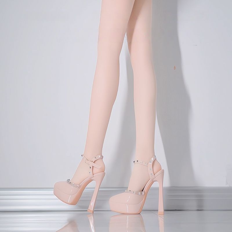 Damen Plateau High Heels mit spitzen Metallakzenten EB