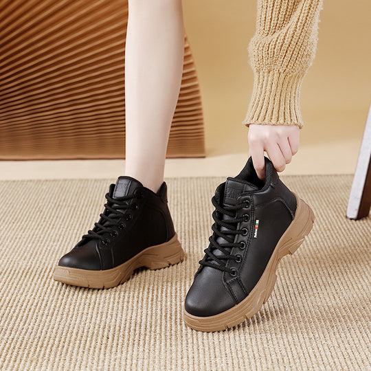 Damen High-Top Sneakers mit robustem Profil und optimaler Dämpfung EB