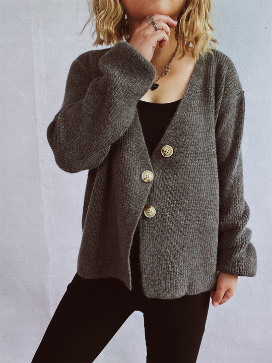 Damen lässiger Strickcardigan mit dekorativen Knopfdetails EB