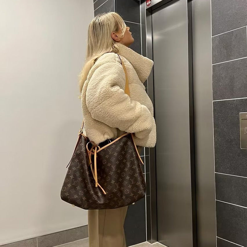Damen Kuschelige Kurzjacke aus Fleece mit hohem Kragen EB