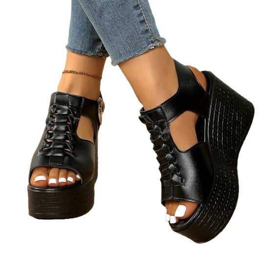 Damen Wedge-Sandaletten mit raffiniertem Gurt-Design EB