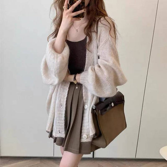 Damen Flauschiger Strickcardigan mit voluminösen Ärmeln und Knopfdetails EB
