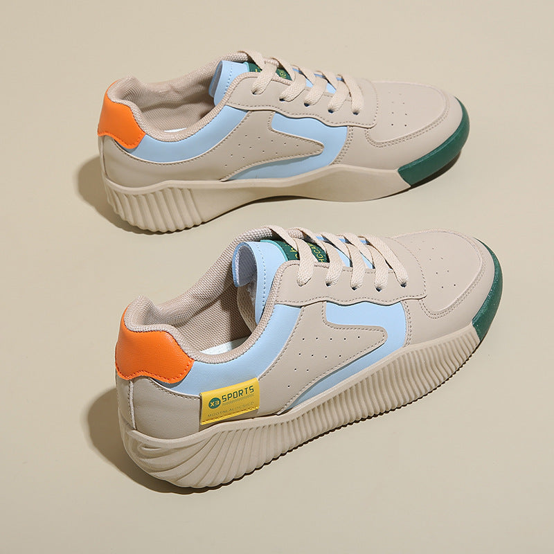 Damen Sportliche Sneakers mit rutschfestem Profil und atmungsaktiver Oberflächenstruktur EB