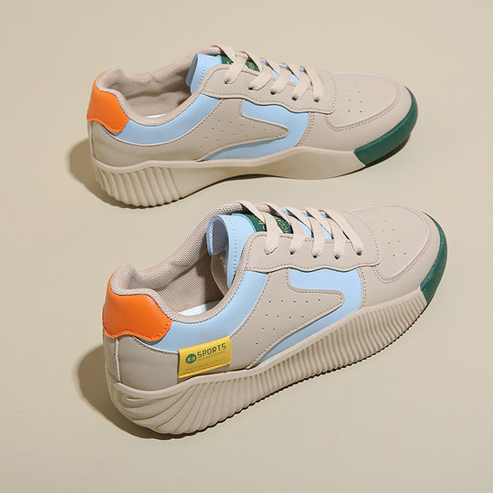 Damen Sportliche Sneakers mit rutschfestem Profil und atmungsaktiver Oberflächenstruktur EB