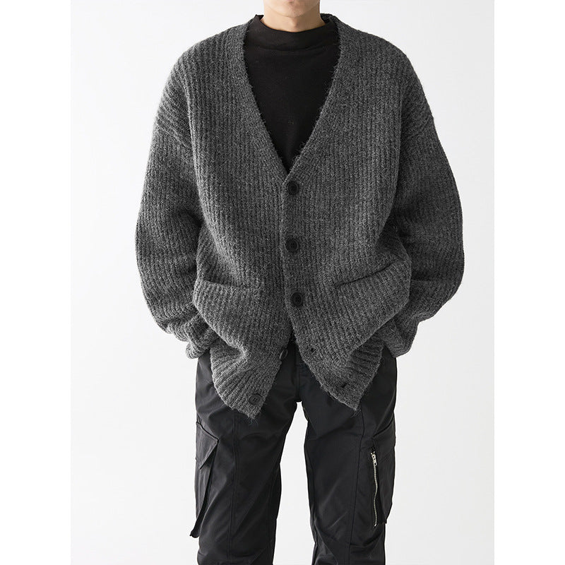 Herren Grobstrickjacke mit praktischen Taschen und stylischem Design EB