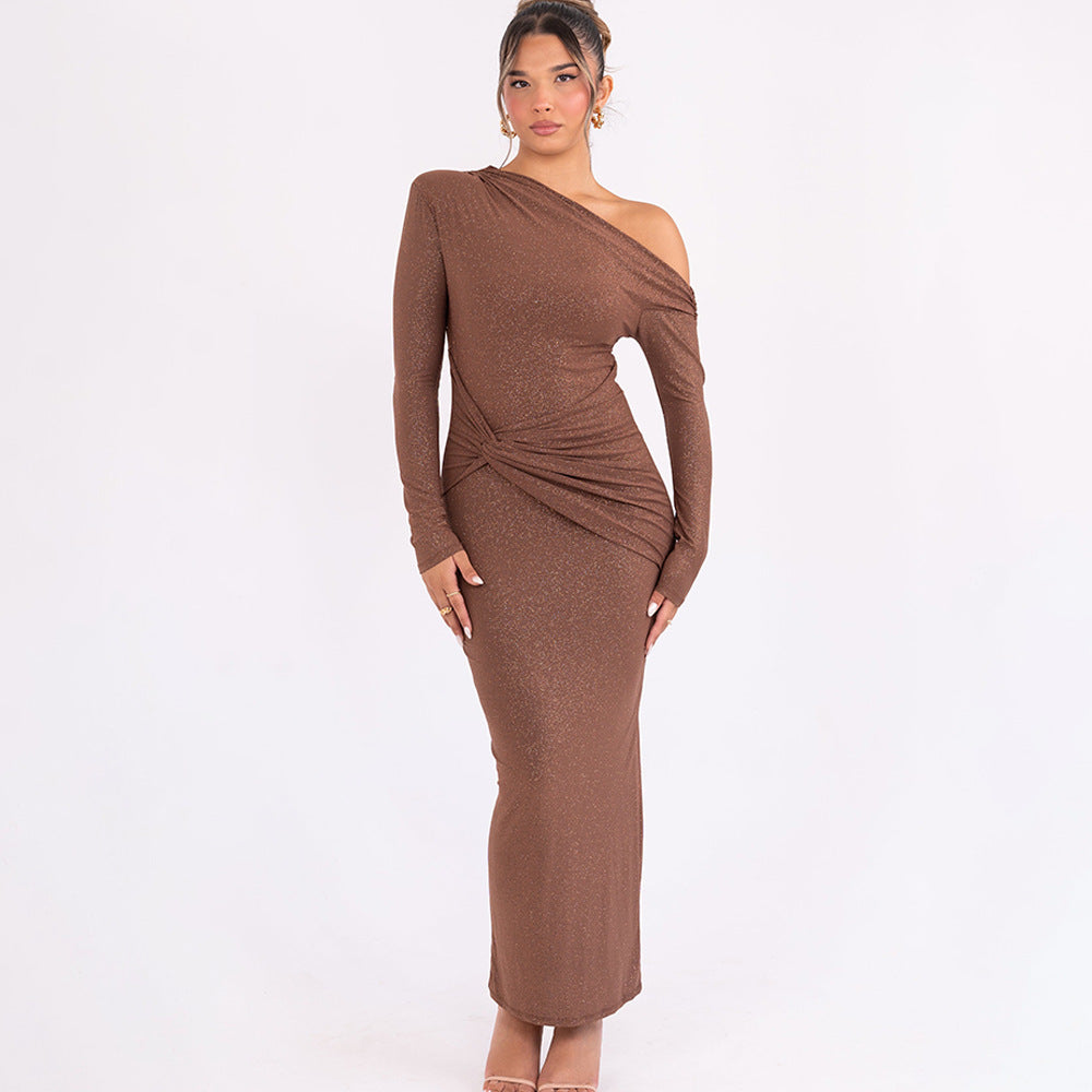 Damen Elegantes Maxikleid mit asymmetrischem Ausschnitt und schimmerndem Effekt EB