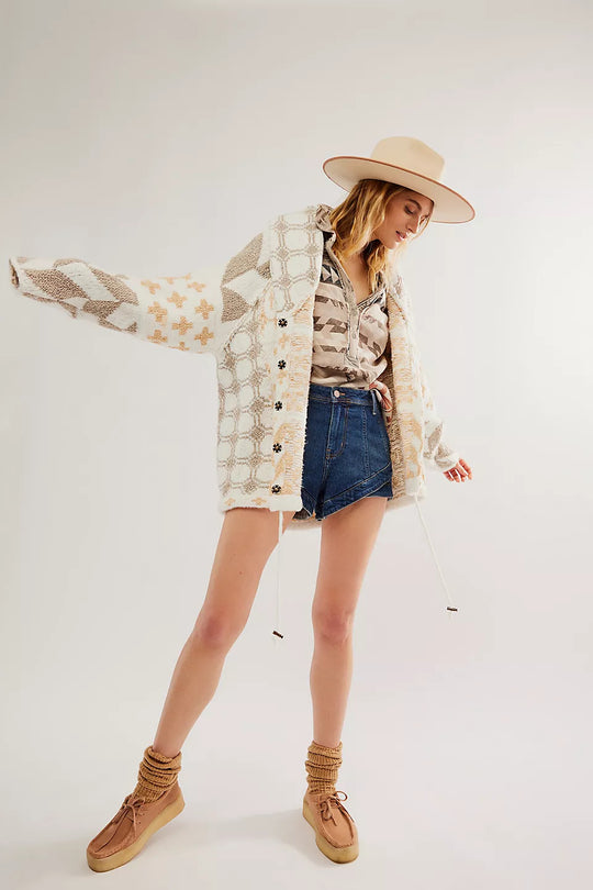 Damen Oversized Strickjacke mit Schalkragen und grafischem Muster EB