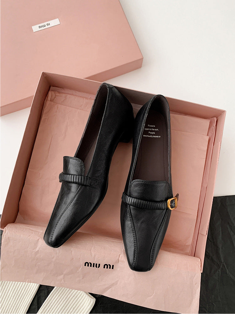 Damen Elegante Ballerina-Pumps mit einzigartiger Schnallenverzierung EB