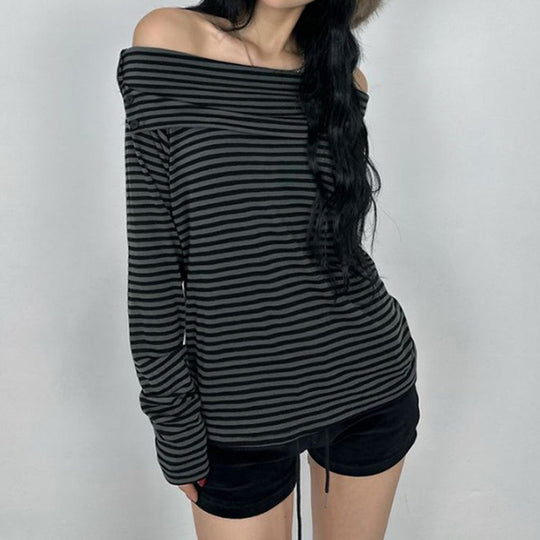 Damen nan schulterfreies Langarmshirt mit Carmen-Ausschnitt, taillierter Passform und feinem Streifenmuster EB