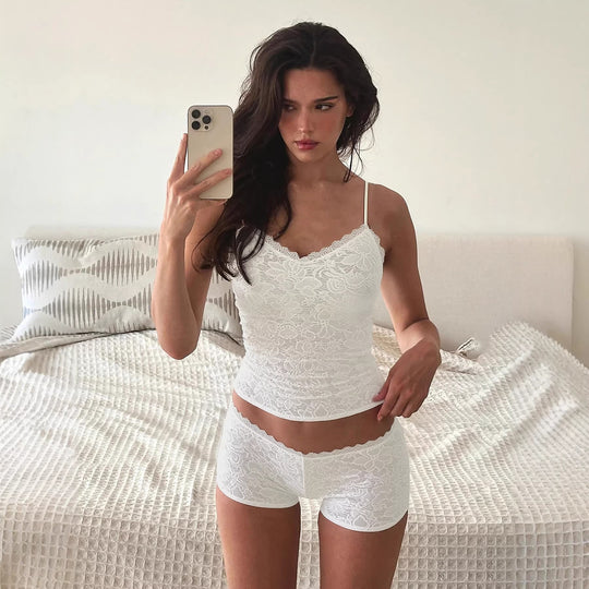 Damen Elegantes Spitzen-Nachtwäsche Set mit Schnürdetails EB