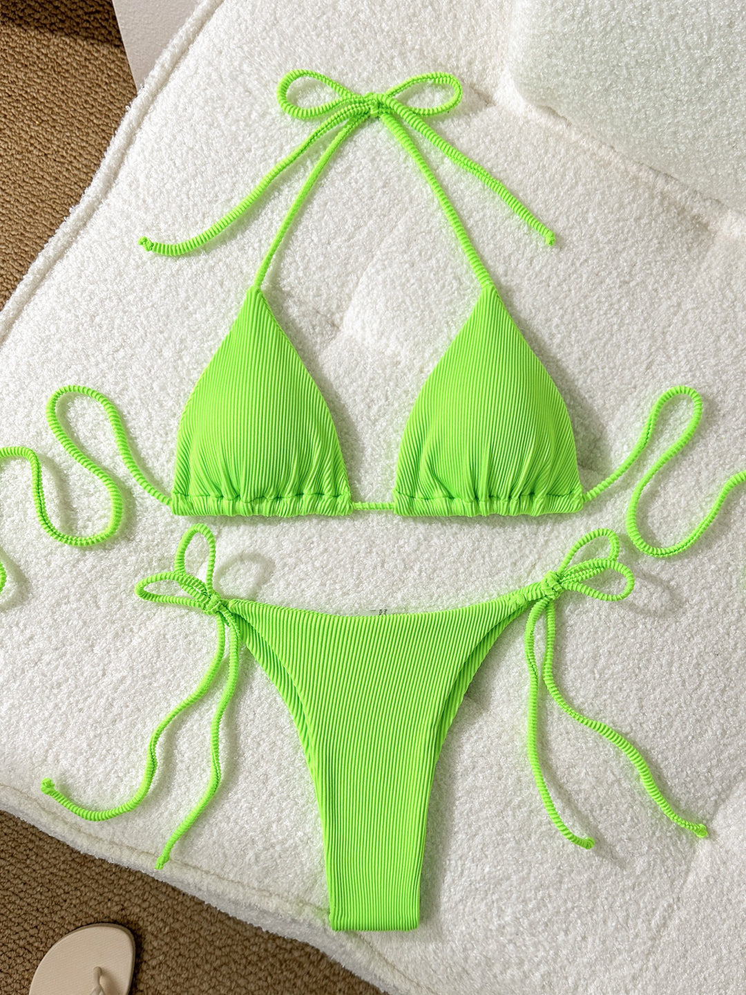 Damen Triangel-Bikini mit elastischen Bindebändern und Ripp-Optik EB