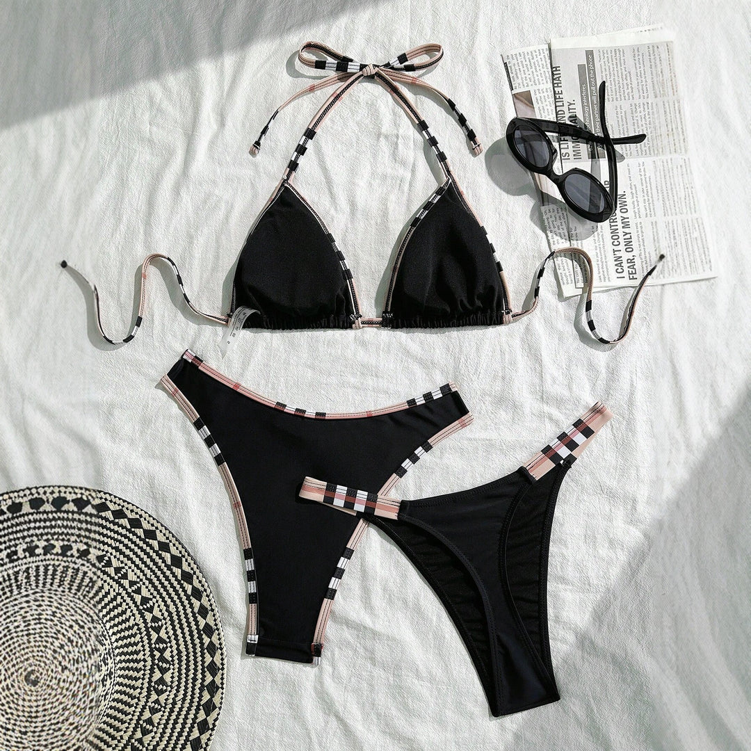 Damen Triangel-Bikini mit Struktur und modischen Akzenten EB