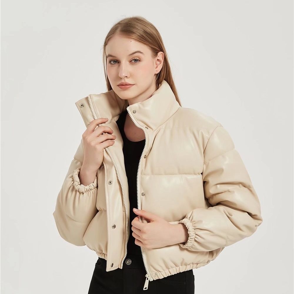 Damen kurz geschnittene Steppjacke mit hohem Kragen und elastischen Bünde EB