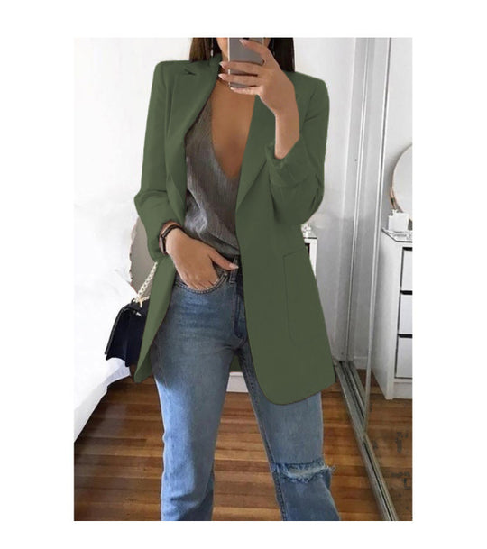 Damen eleganter Blazer mit tailliertem Schnitt und praktischen Taschen EB