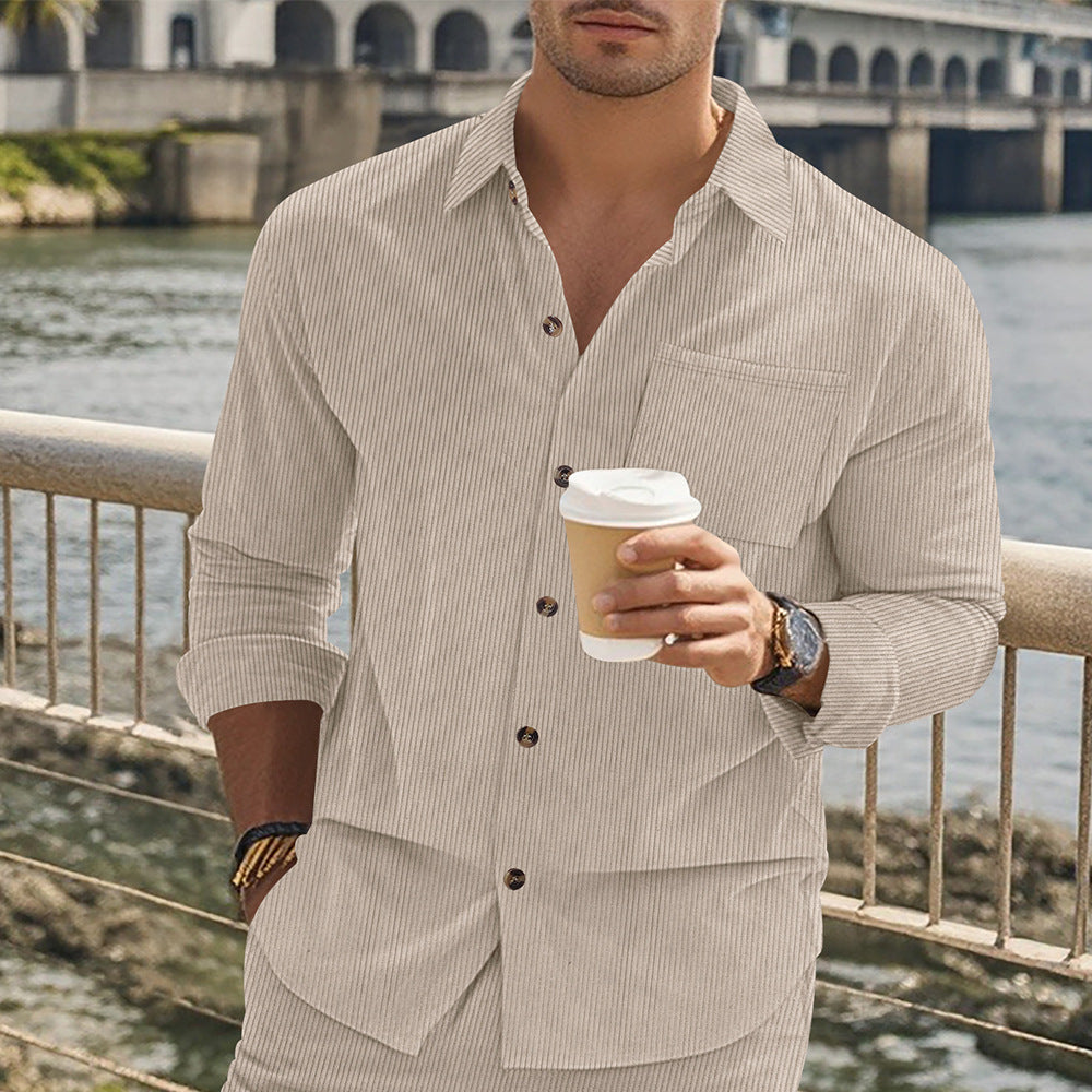 Herren gestreiftes Langarmshirt mit modischem Stehkragen und praktischer Brusttasche EB