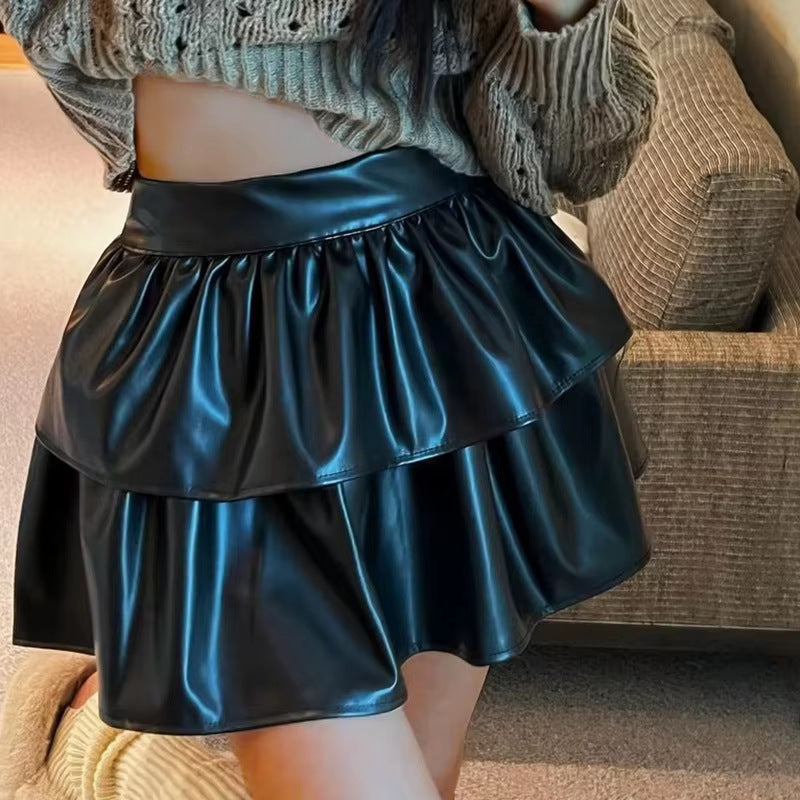 Damen Mini-Rock mit voluminösem Stufen-Design aus hochwertigem Kunstleder EB
