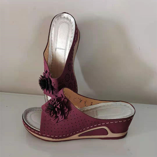 Damen komfortable Pantolette mit floralen Applikationen EB