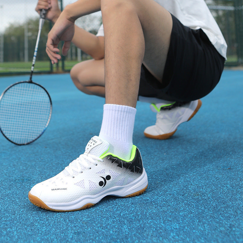 Unisex Indoor-Court-Sneaker mit griffiger nicht abfärbender Gummisohle und verstärkter Zehenkappe EB