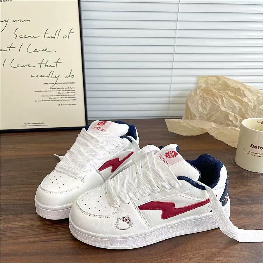 Damen Sneakers mit süßem Tierdesign und flauschigen Details EB