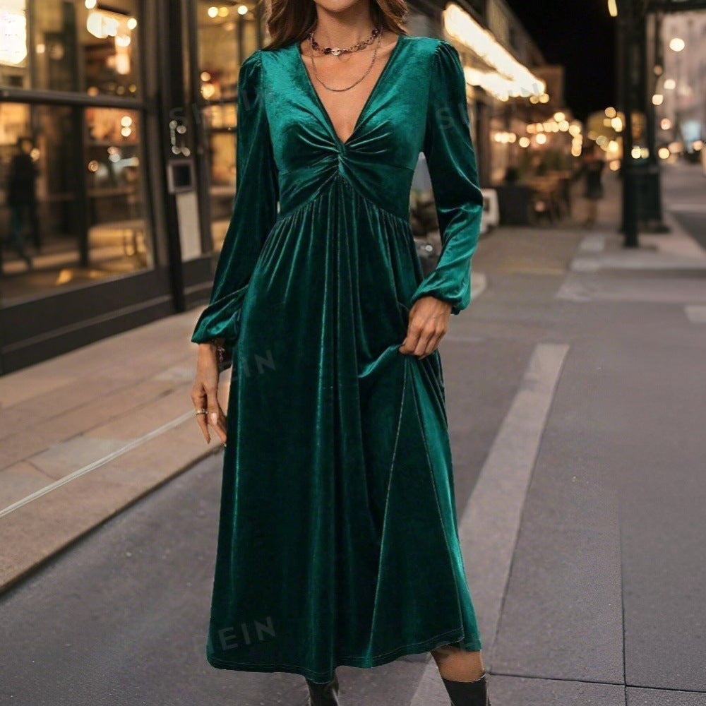 Damen Midikleid aus Samt mit gedrehtem Bustier und schwingendem Tellerrock Eichborn Berlin