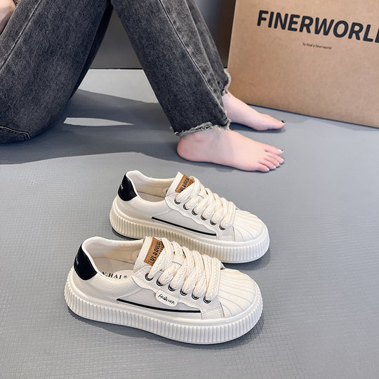 Damen Platform Sneakers mit strukturiertem Obermaterial und modischem Design EB