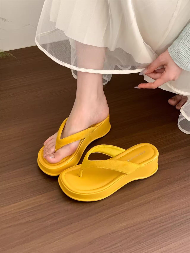 Damen trendige Wedge-Zehentrenner mit elegantem Obermaterial EB