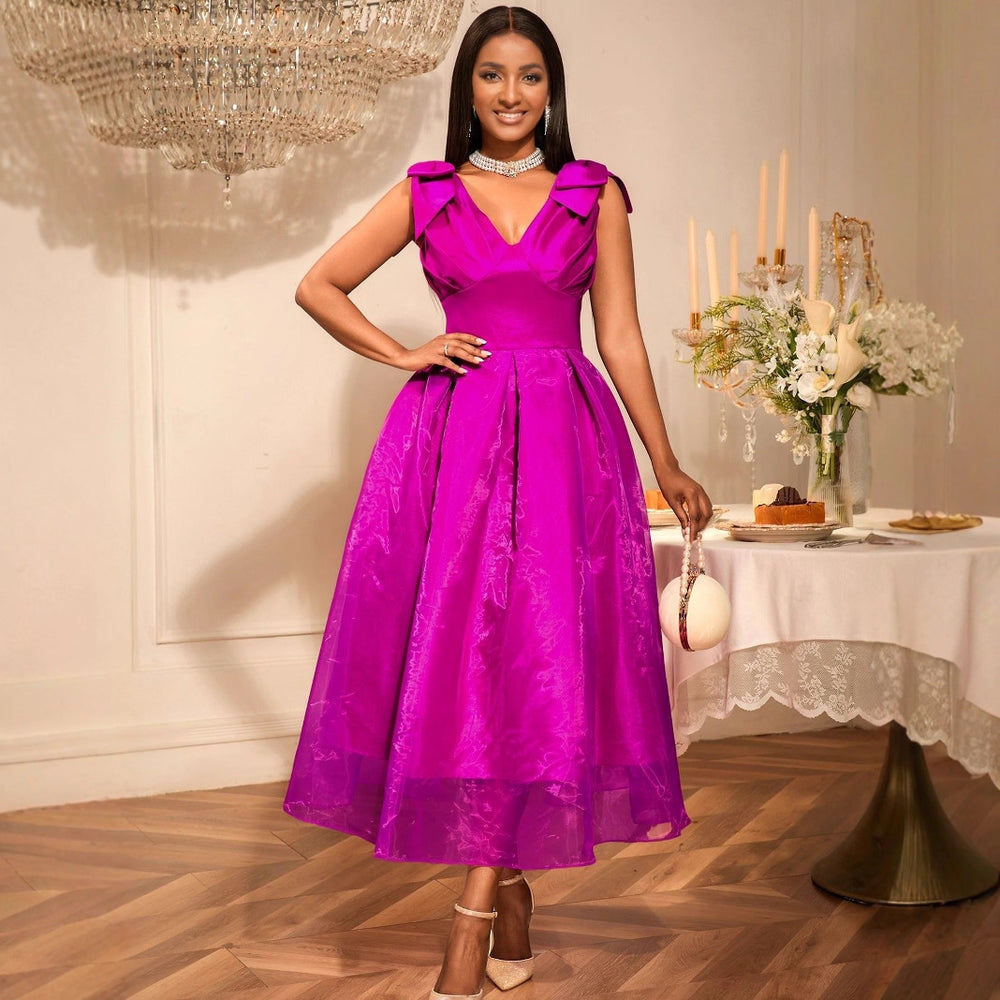 Damen Elegantes Abendkleid mit voluminösen Rüschen und tiefem V-Ausschnitt EB