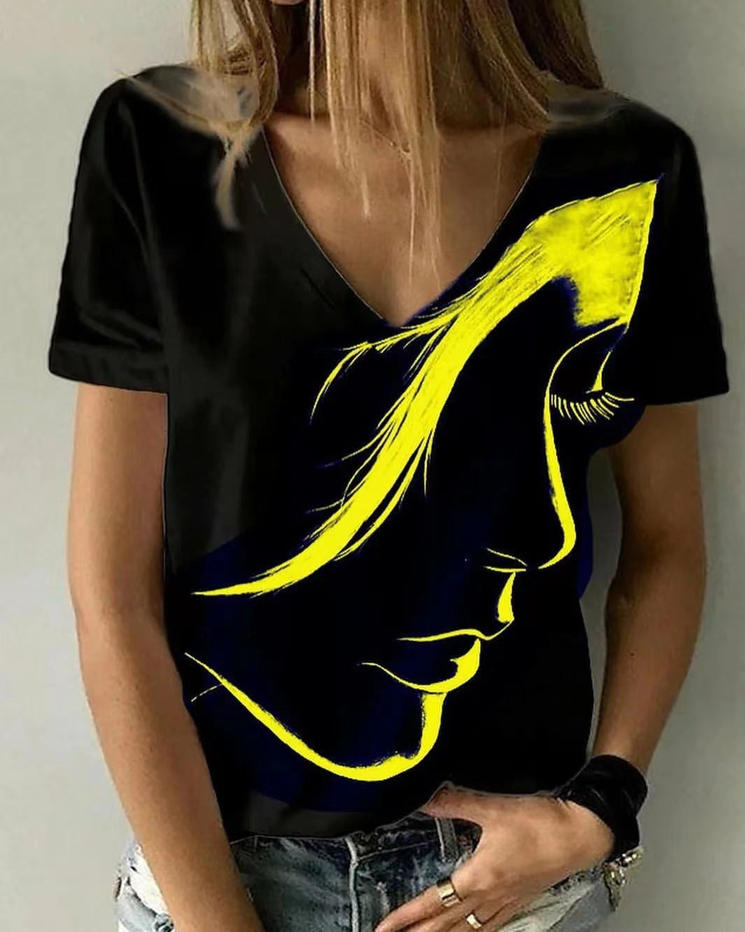 Damen V-Ausschnitt T-Shirt mit kreativem Grafikdruck EB