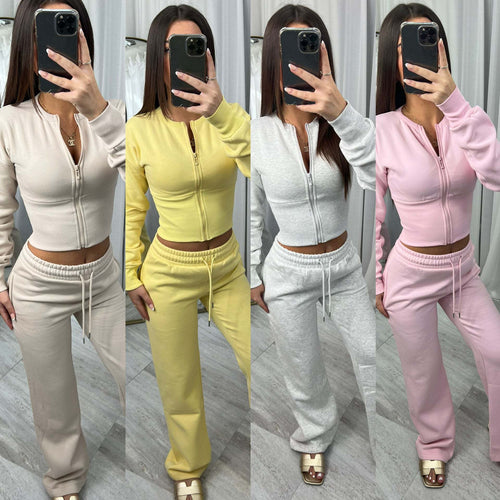 Damen nan kurzes Zip-Cropped-Shirt mit formendem Bund und breite Relax-Sweatpants mit Tunnelzug EB