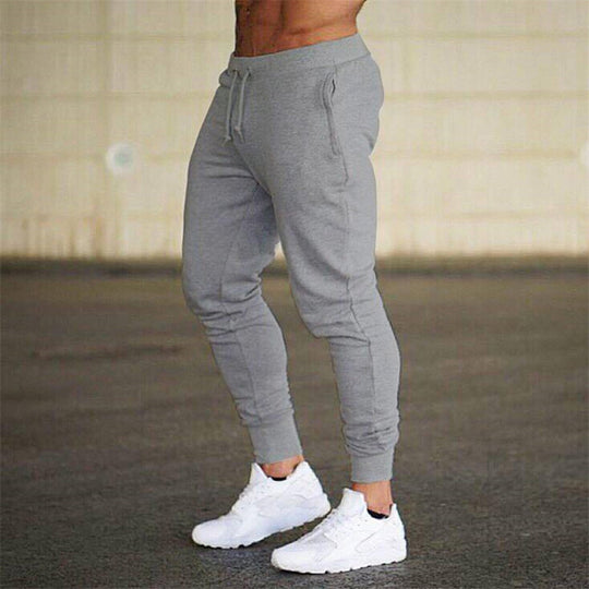 Herren Sportliche Jogginghose mit innovativem Schnitt und elastischem Bund EB