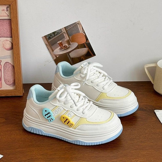 Damen Niedrigprofil Sneakers mit verspieltem Tiermotiv EB