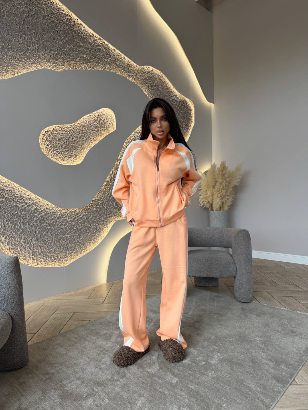 Damen Zweiteiliges Trainingsanzug-Set mit Reißverschlussjacke und weitem Jogginghose EB