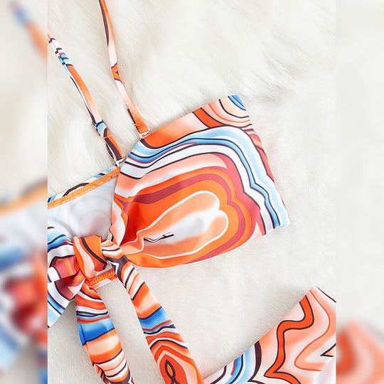 Damen Bandeau-Bikini mit verspieltem Wickeldesign und buntem Muster EB