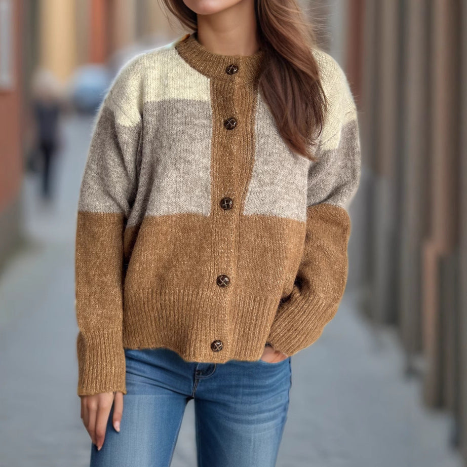 Damen Strickjacke mit knöpfbarem Design und modernen Farbschnitten EB