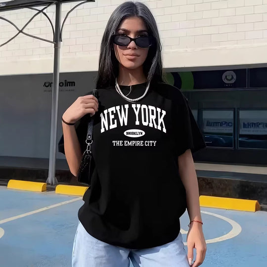 Damen lässiges Oversize T-Shirt mit New York Schriftzug EB
