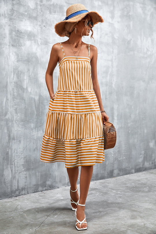 Damen Luftiges Gestreiftes Maxikleid mit Rüschendetails und verstellbaren Trägern EB