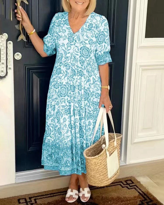 EB | Kleid mit V-Ausschnitt und Print in Übergröße