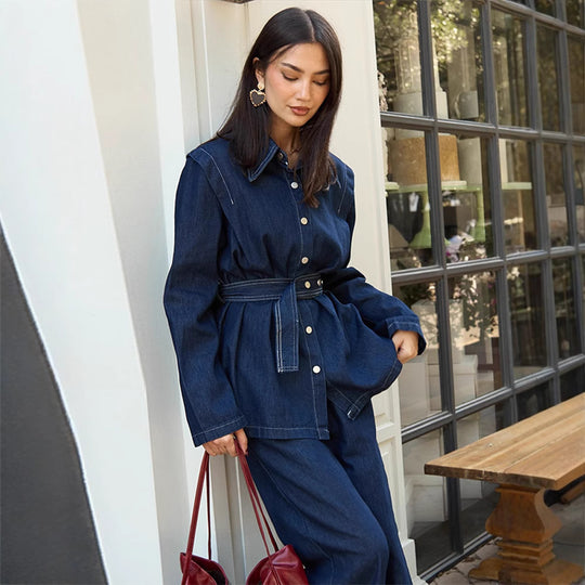Damen Denim-Jumpsuit mit elegantem Gürtel und weitem Bein EB