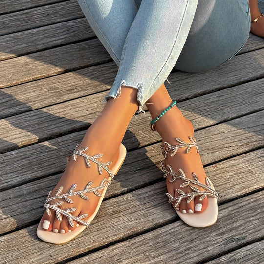 Damen Sandalen mit funkelnden Blattapplikationen und komfortabler Fußbettung EB
