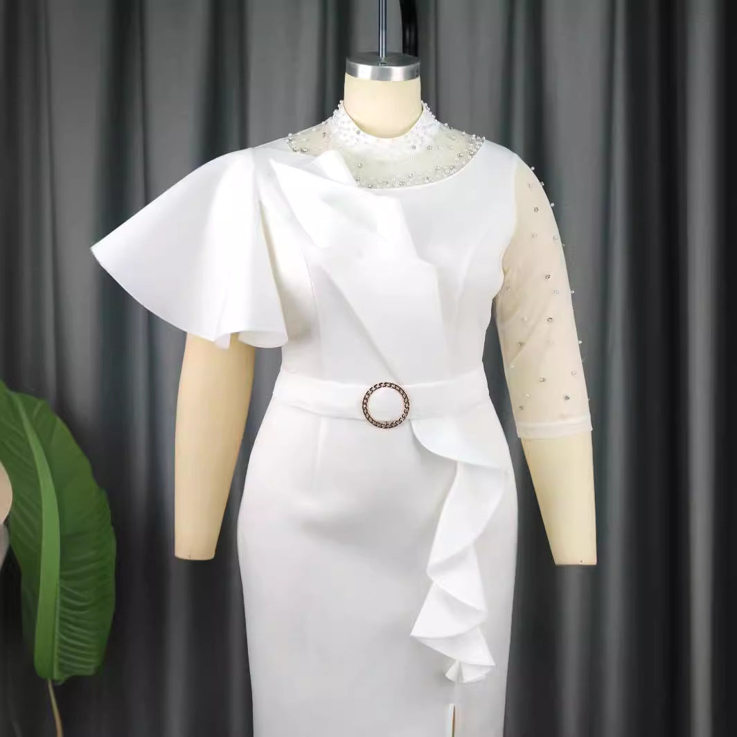 Damen Cocktailkleid mit asymmetrischem Rüschendesign und dekorativen Perlenakzenten EB