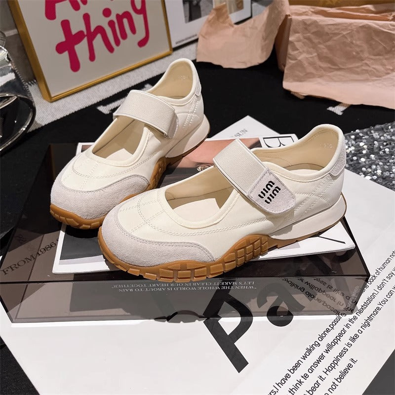 Damen Sportliche Sneaker mit verstellbarem Klettverschluss und atmungsaktivem Obermaterial EB