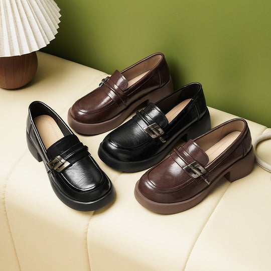 Damen Elegante Blockabsatz Mokassins mit modischem Schnallen-Detail EB