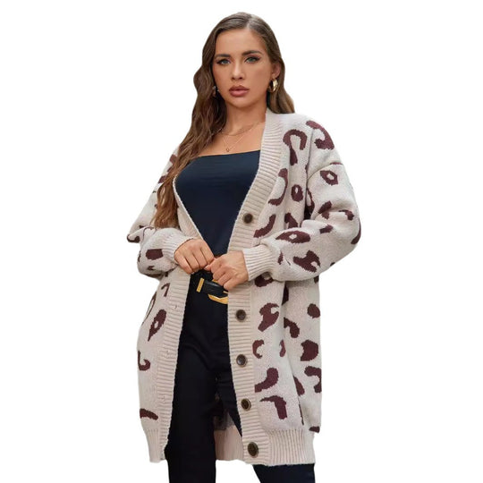 Damen Strickjacke mit modernem Leo-Muster und Knöpfen EB