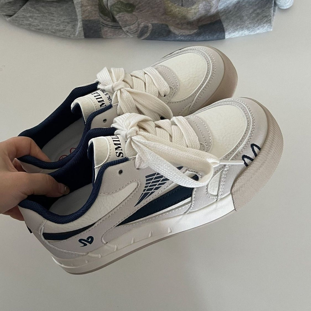 Damen Sportliche Sneaker mit atmungsaktiven Netzdetails EB