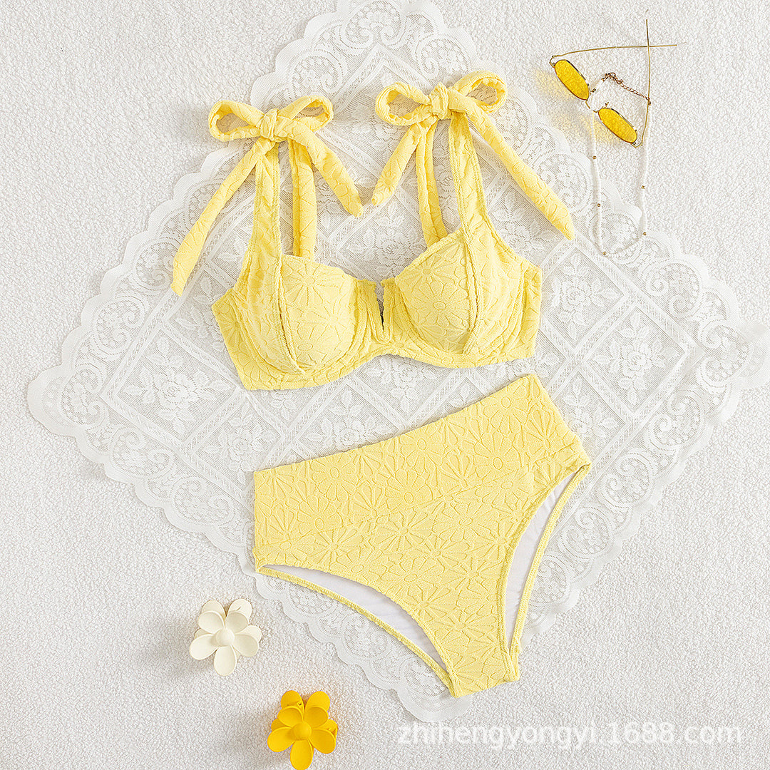 Damen Hochgeschnittener Bikini mit verspieltem Bindungssystem EB