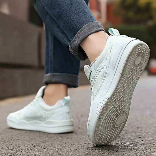 Damen Sportliche Laufschuhe mit atmungsaktiver Mesh-Oberfläche und innovativer Dämpfungstechnologie EB