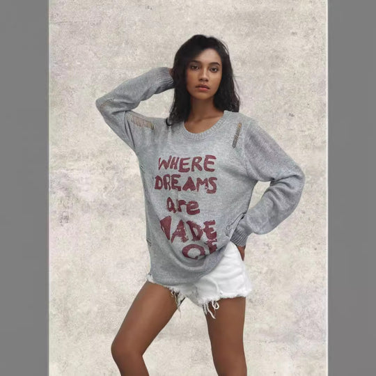 Damen Oversized Pullover mit kreativen Schriftzügen und raffinierten Details EB